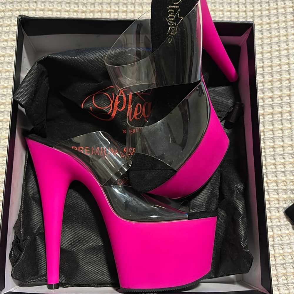 Hot Pink Platforms - Picture 10 of 10